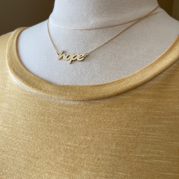 𝅺NWT Hope Script Necklace - Picture 5 of 5